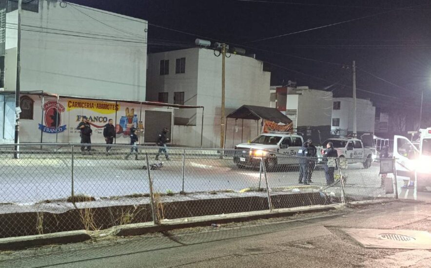 Un ataque armado en Tlajomulco deja a un joven muerto y a su pareja con el trauma del suceso.