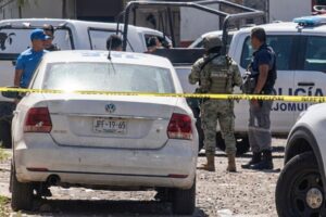 Un inquietante hallazgo en Tlajomulco genera una fuerte movilización policial tras el descubrimiento de un cuerpo en una maleta.