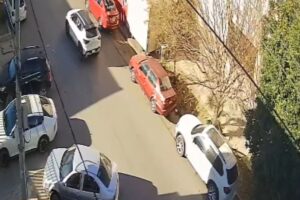 Un hombre fue arrestado en Torreón tras ser sorprendido robando cableado eléctrico en plena mañana. Conoce los detalles.