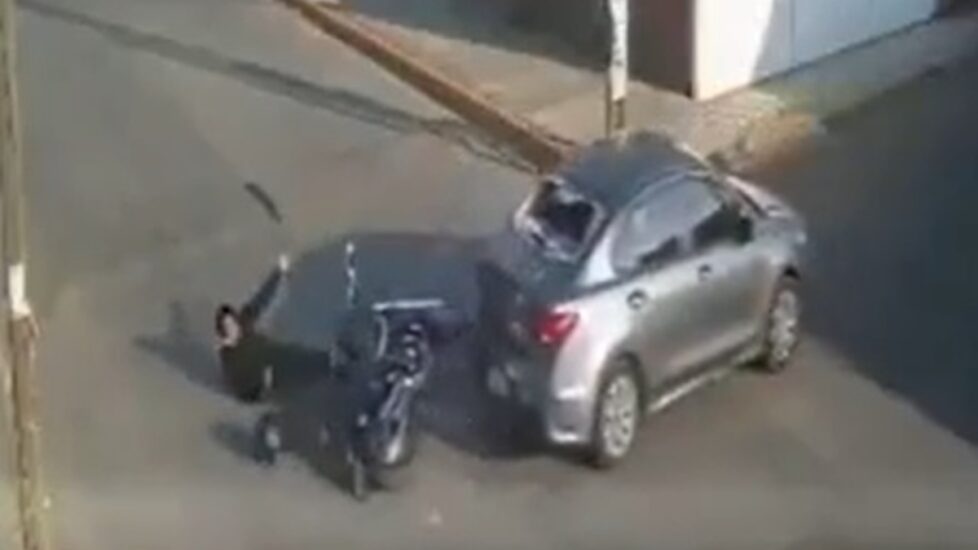 Una riña de tránsito en Puebla culmina en un incidente trágico, afectando a un motociclista involucrado.