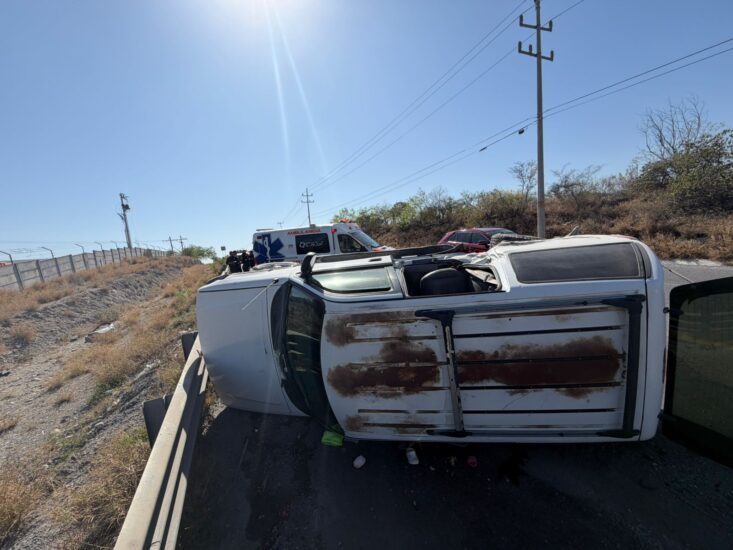 Un grave accidente vial en la carretera a Monclova causa incertidumbre y movilización ante el cierre parcial de la vía.