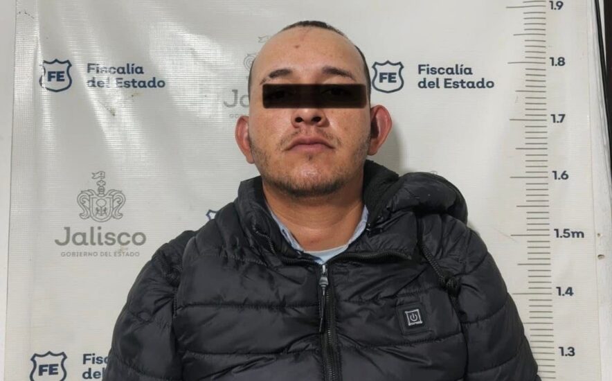 Héctor Román, alias 'El Chore', fue arrestado por múltiples asaltos a tiendas Oxxo en El Salto, con un impacto significativo.