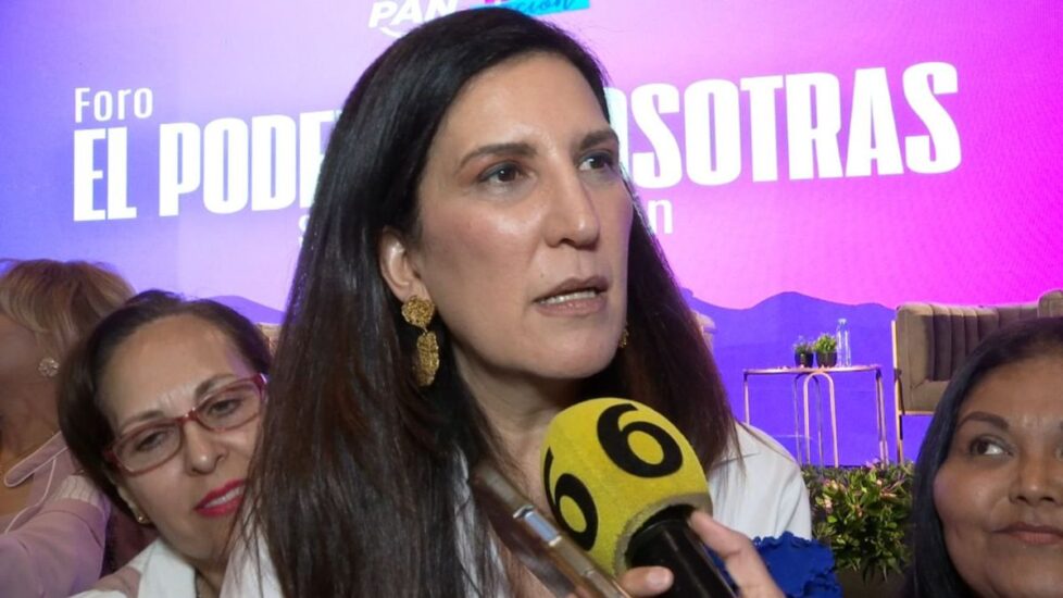 Kenia López Rabadán sugiere una pausa para analizar futuras propuestas tras el rechazo de la reforma electoral.