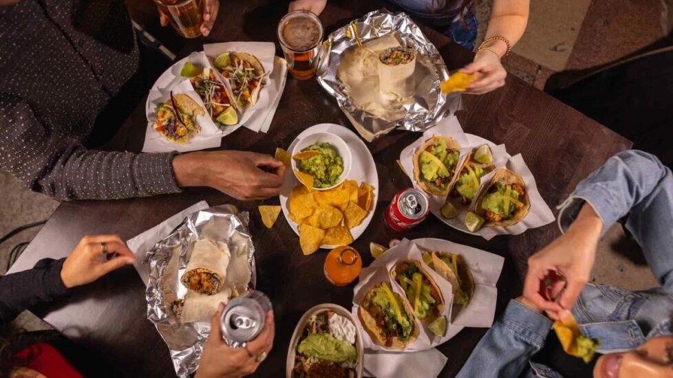 Monterrey se posiciona en el tercer lugar nacional por pedidos de tacos a domicilio, superando los dos millones.