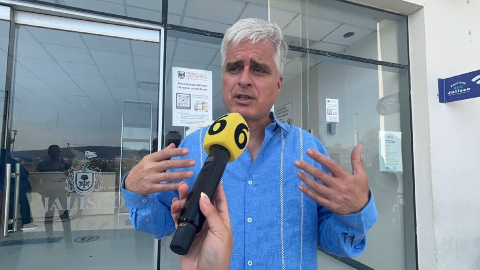 El activista ambiental Sergio Oceransky no fue vinculado a proceso por extorsión tras decisión de juez en Jalisco.