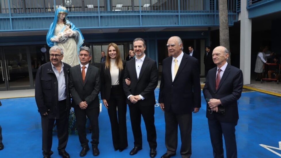 Descubre cómo el Colegio Franco Mexicano conmemora su legado educativo en Monterrey, un pilar de la cultura local.