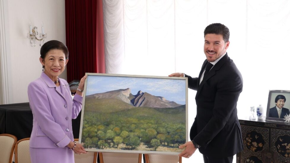 Samuel García invita a la princesa de Japón al partido 1000 de la FIFA