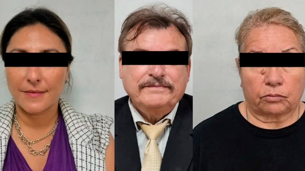 Tres individuos fueron arrestados en Apodaca por presunto despojo de vivienda, generando preocupación en la comunidad.