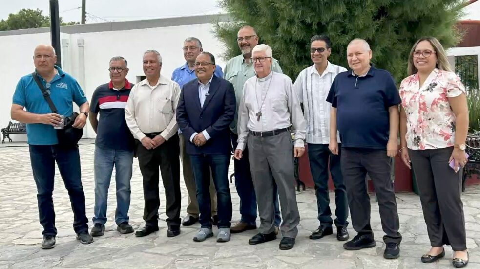 Escobedo otorga comodatos para construcción de 11 templos en Nuevo León
