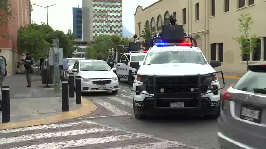 La reciente muerte de un hombre en Monterrey genera inquietud, mientras las investigaciones avanzan y la comunidad busca respuestas.