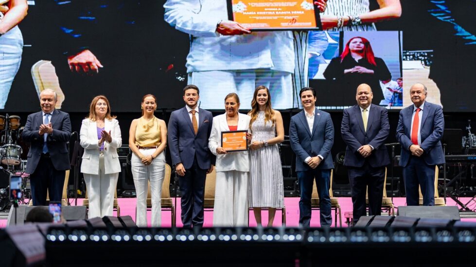Samuel García impulsa nuevas escuelas y estancias para madres trabajadoras