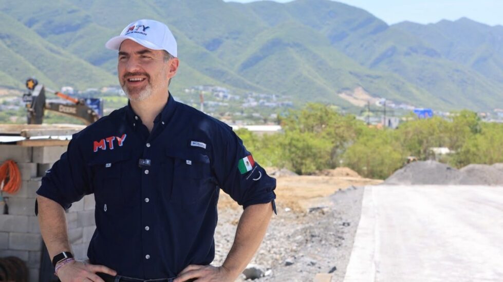 Adrián de la Garza supervisa avances en nuevo puente de La Rioja