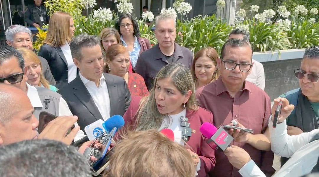 Morena presenta denuncia formal contra Adrián de la Garza en Nuevo León