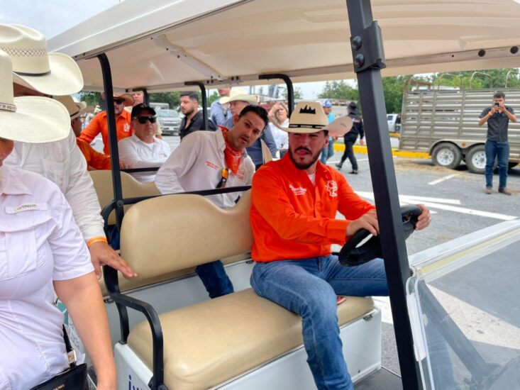Samuel García lidera la Mega Cabalgata Norteña 2026 en Nuevo León